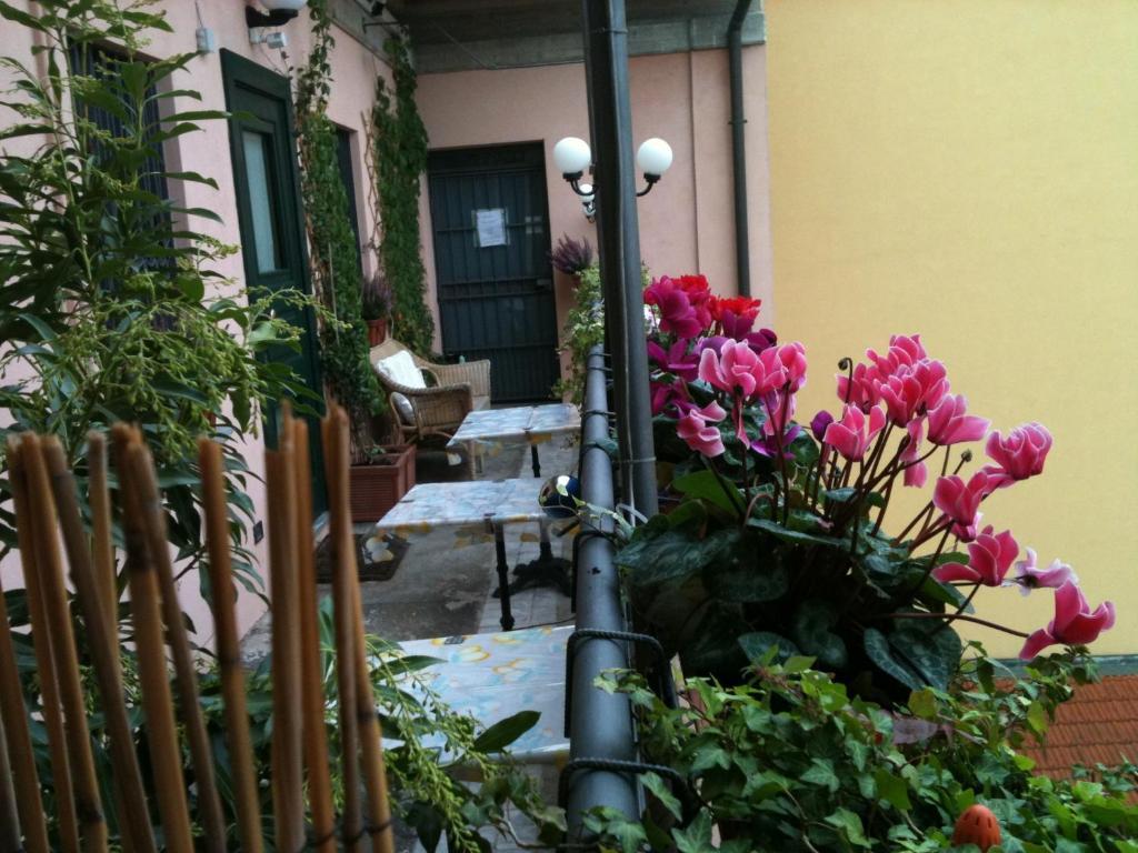 Ripa Del Naviglio B&B Mailand Exterior foto